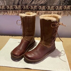 NWOT Born Yuma Boots Size 7